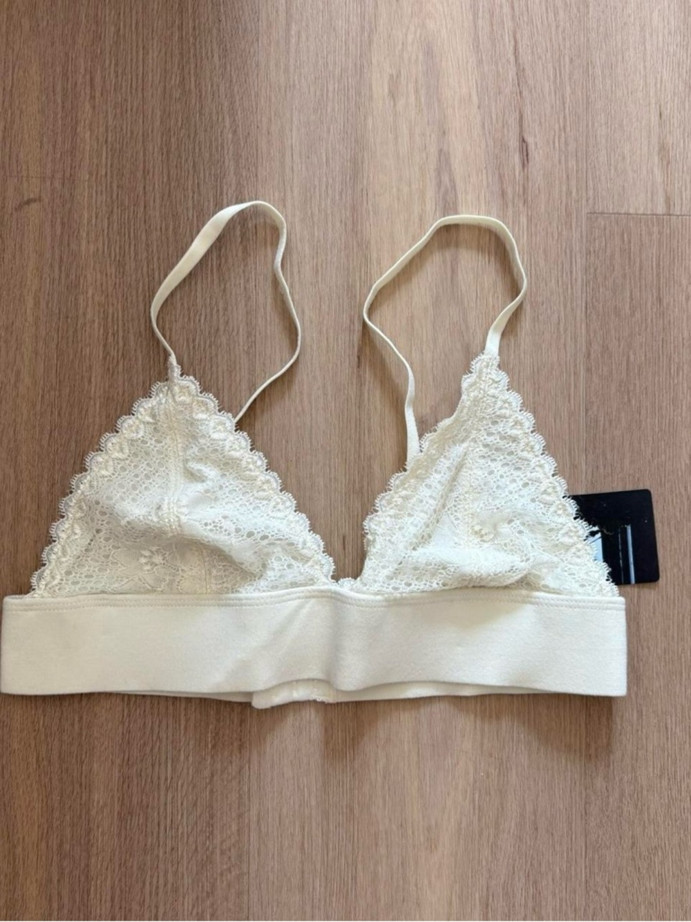 NWT size M urban outfitters pins and needles cream lace bralette